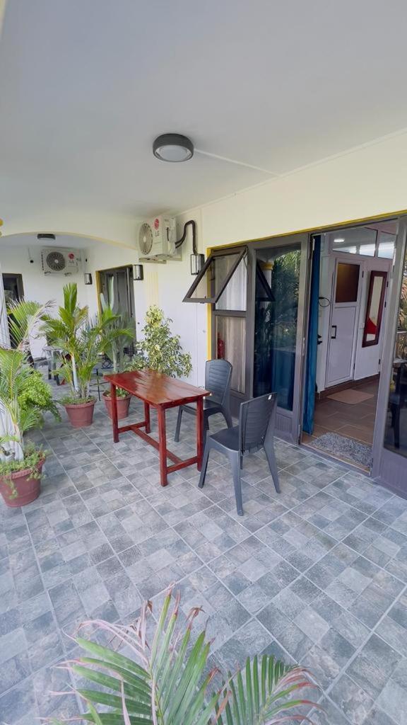 Ahavah Apartment Trou d'Eau Douce Exterior photo